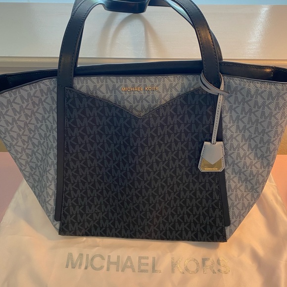 SOLD EUC  MK Michael Kors Signature Two-Tone Totebag - Picture 3 of 10